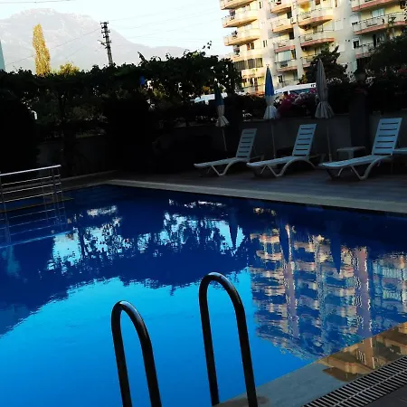 White Gold Avokado Apartment Alanya