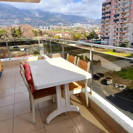 Apartment White Gold *